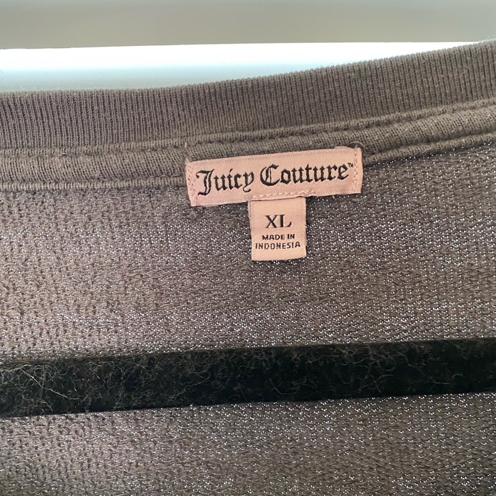 Sweatshirt - Picture 2 of 2